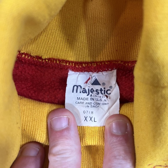 VTG Majestic Sacramento Kings NBA Sweatshirt XXL Red Gold Turtleneck 90s USA - Picture 3 of 8